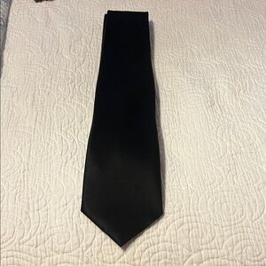 Nicole Miller all silk Sleek Black Tie